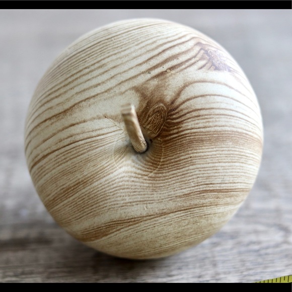 Vintage wooden Apple - Picture 5 of 6